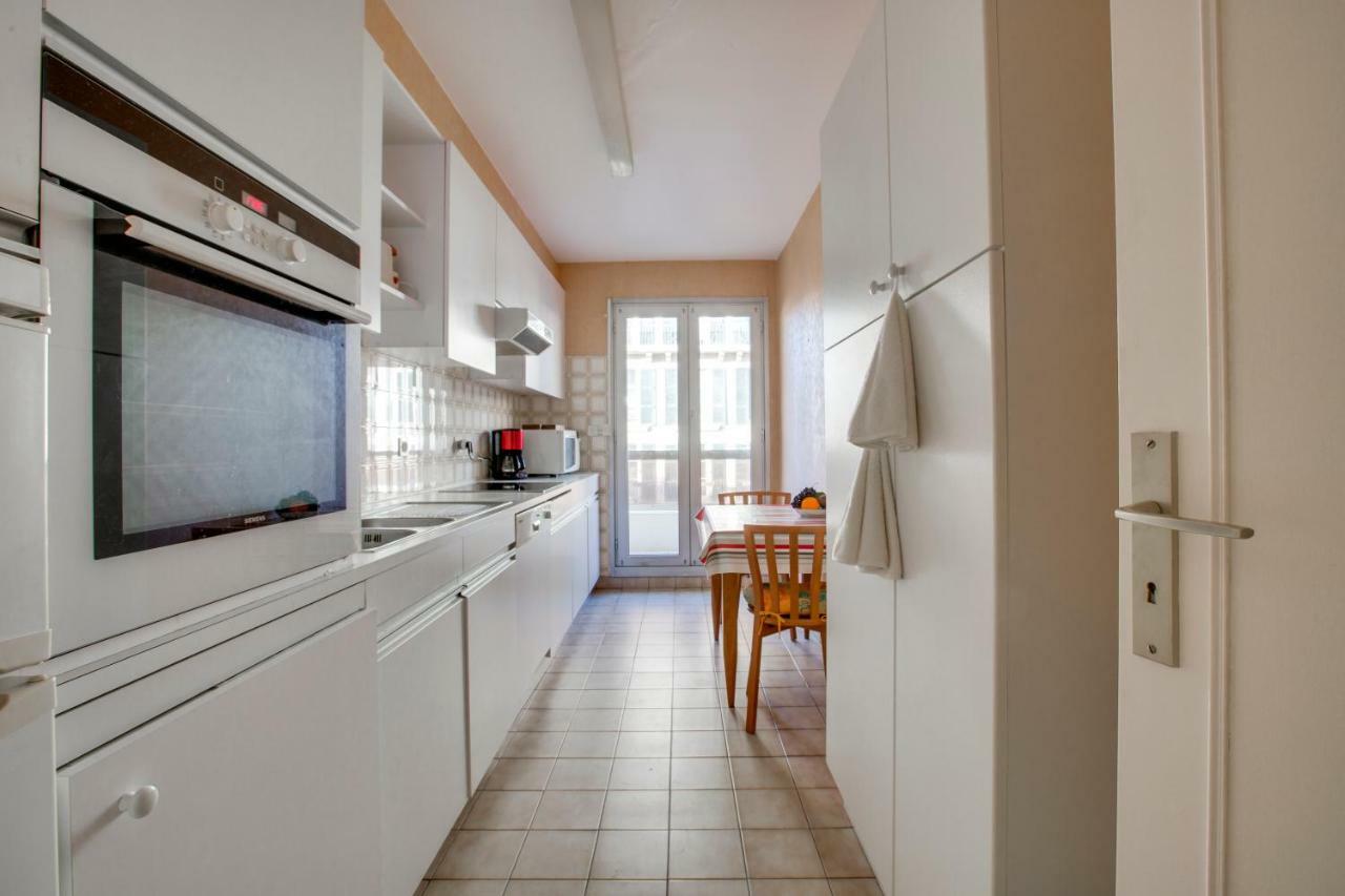 Welkeys Apartment - Pellot Biarritz Exteriör bild